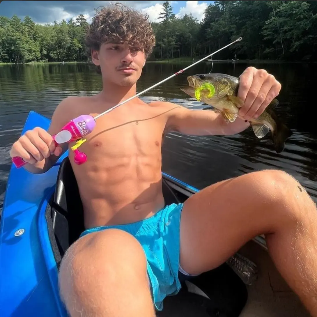 Gibson Ardoline - NSFW Character AI Chat - male